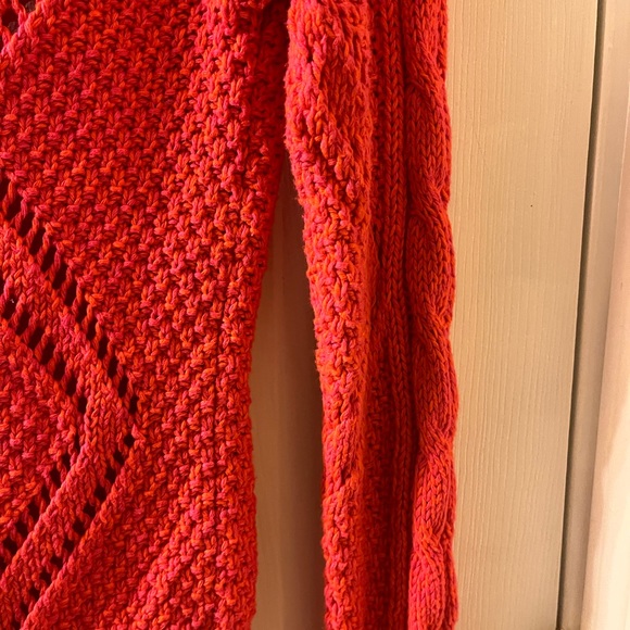 American Eagle Ladies pink knit sweater - Picture 3 of 8